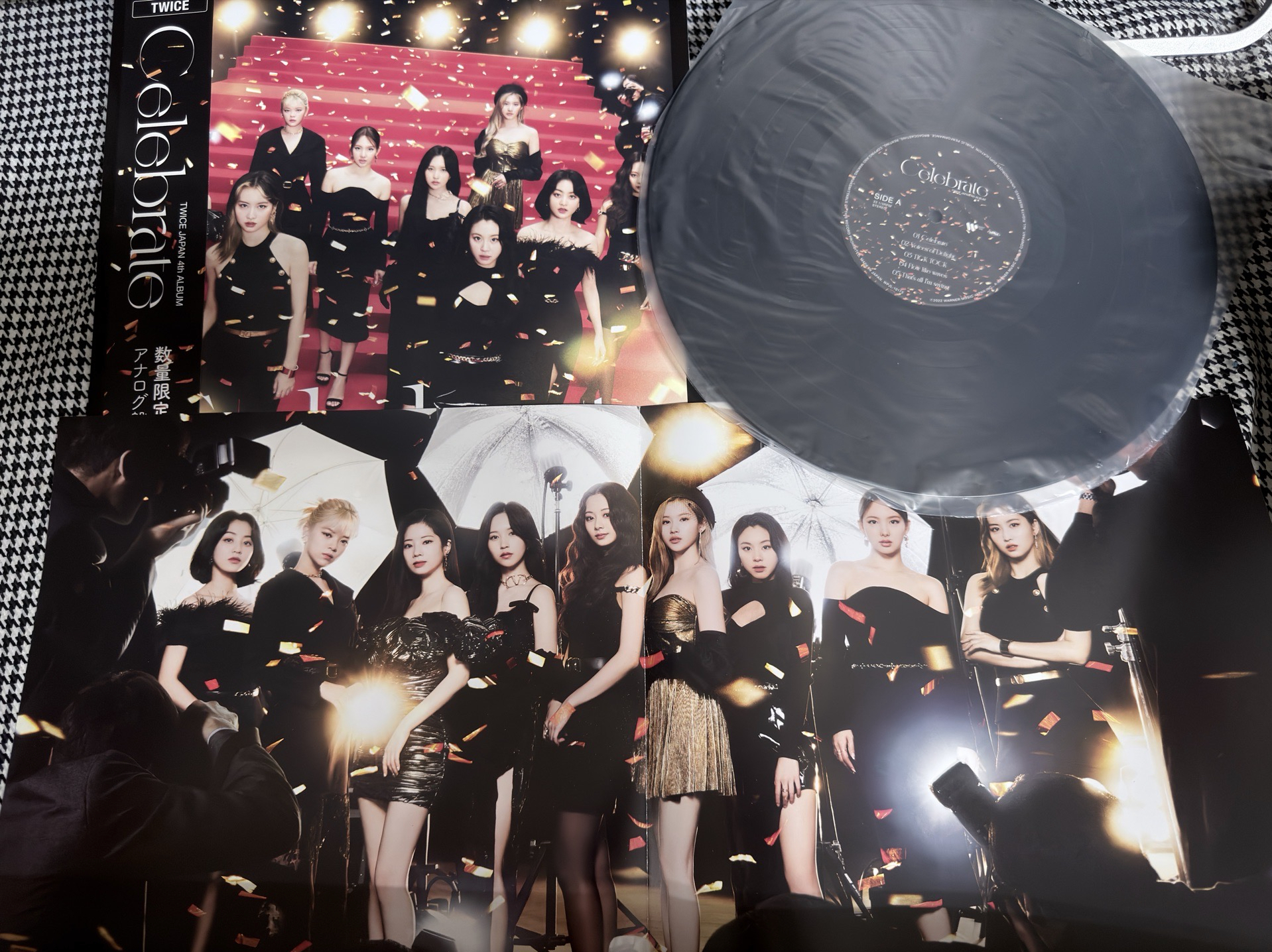 (現貨 紙箱寄出）絕版限量 TWICE 黑膠 celebrate 日本 黑膠 唱片