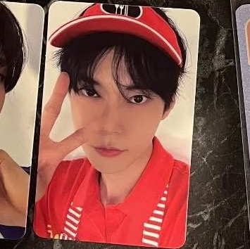 金道英披薩🍕含整組卡包