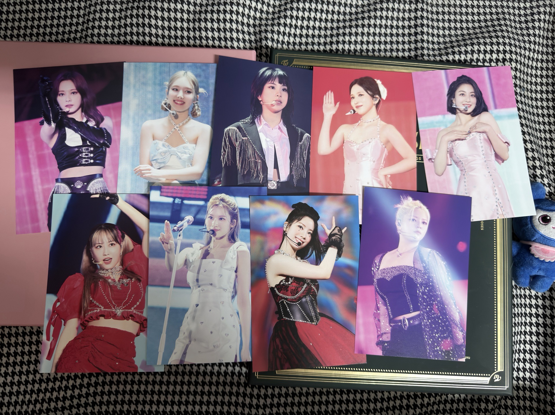 （現貨不拆出）TWICE 子瑜 baby lovelys 寶寶娃 2019 2020 年曆 桌曆 大卡 寫真