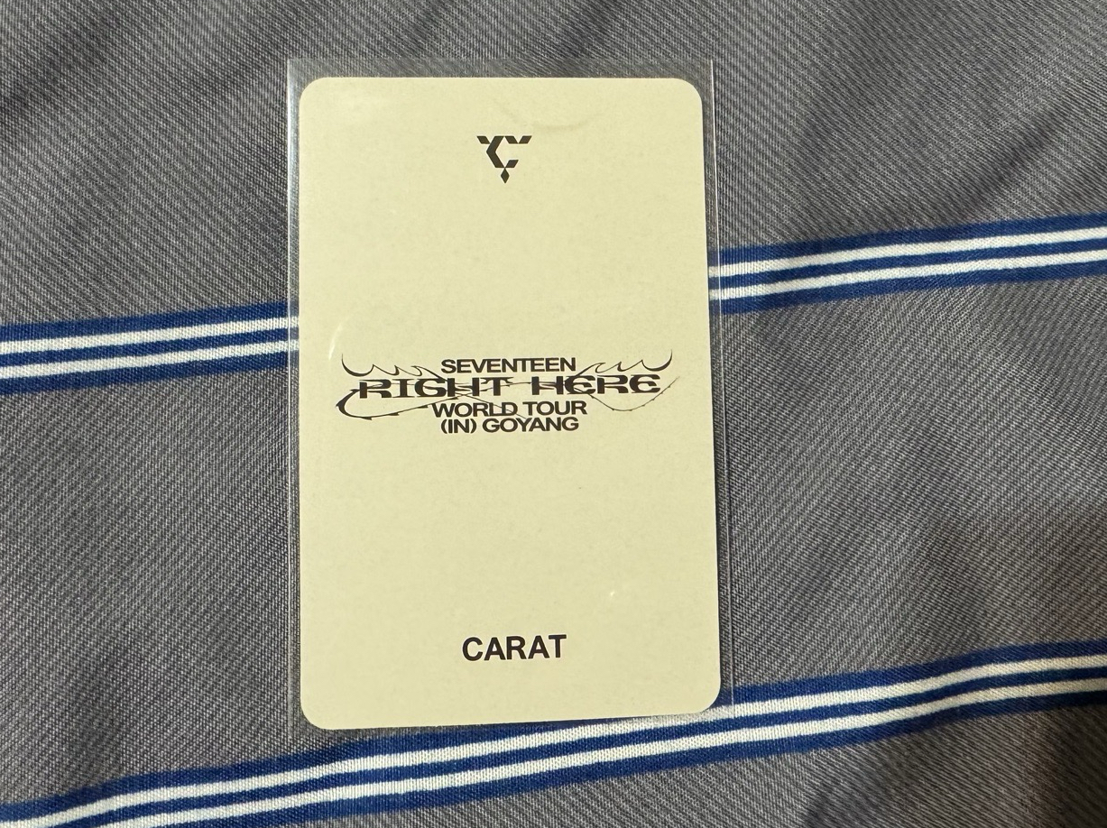 Seventeen Right here克拉粽 圓佑/貝雷帽淨漢/毛巾圓磁鐵/迷7四格卡（盤出）