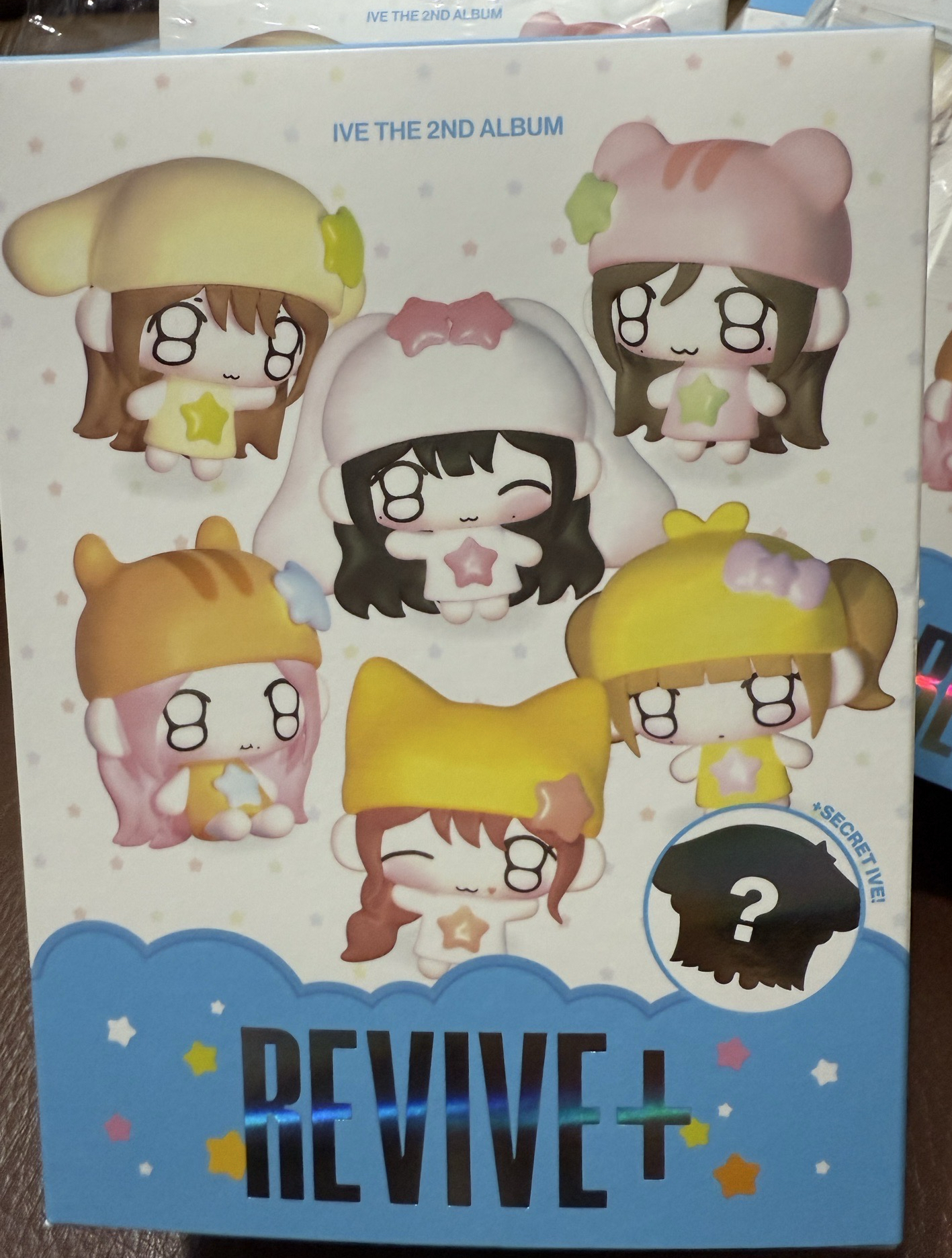 員、怜、栗、安 、秋、瑞娃專