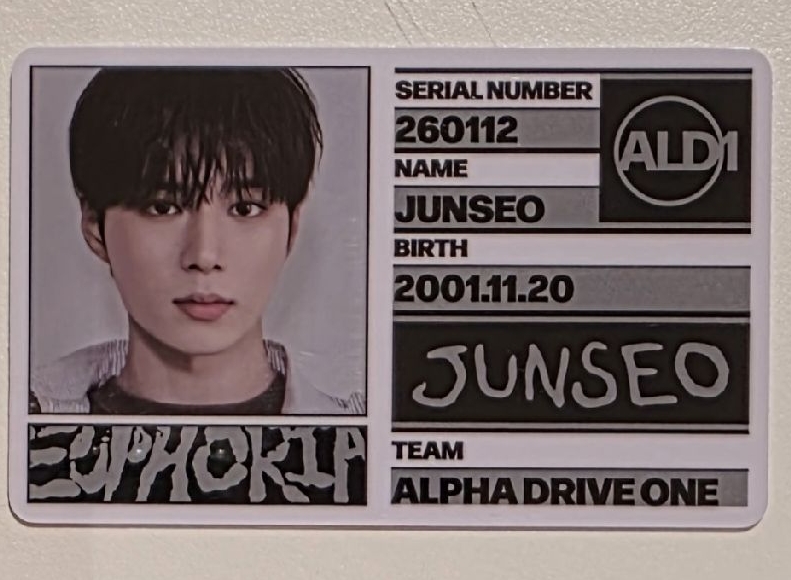 寫真本專 證件卡 俊抒