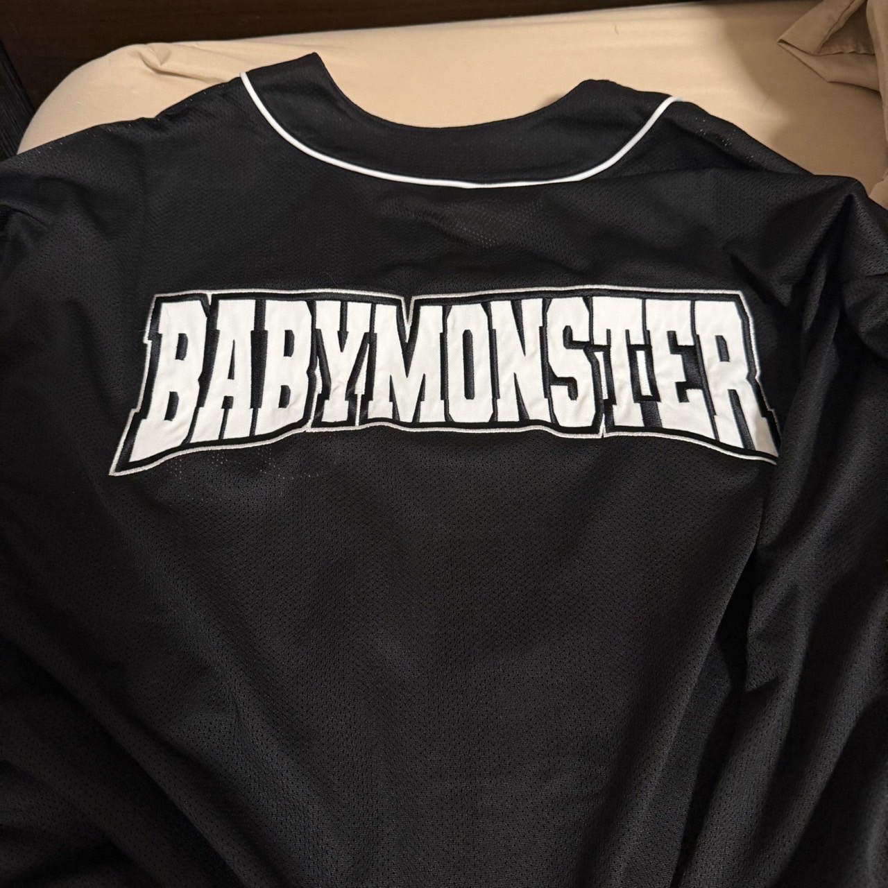 BABY MONSTER 25日本夏季 棒球衣 短袖 黑色長版