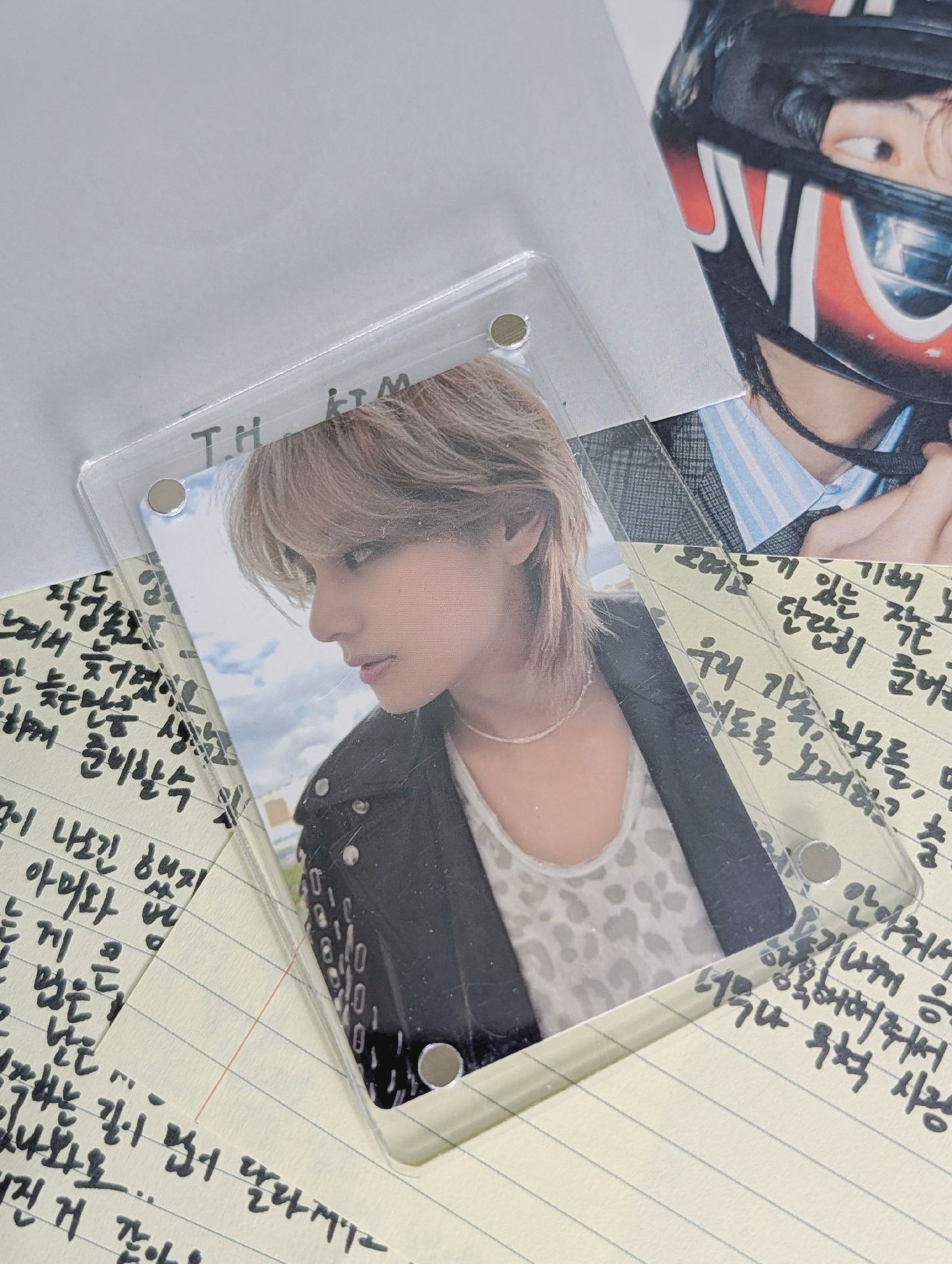 金泰亨layover專卡