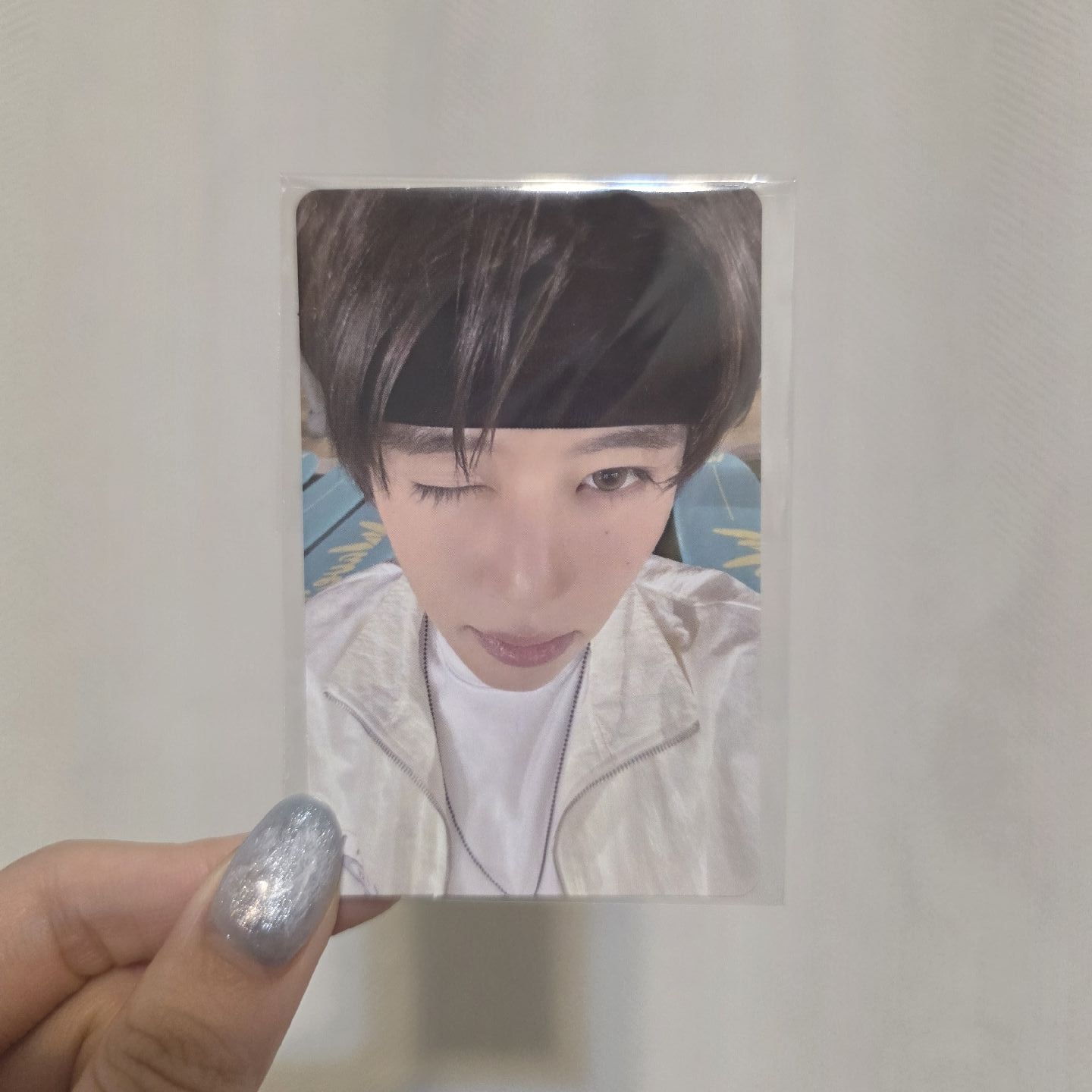 頭上有一片海苔的御飯糰溫