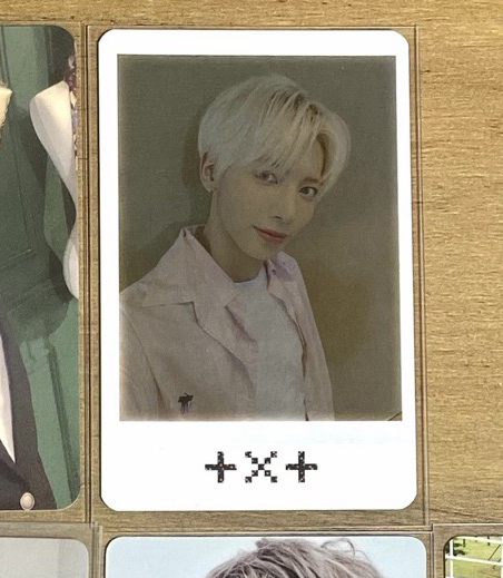 迷三 yzy3.0 簽售卡