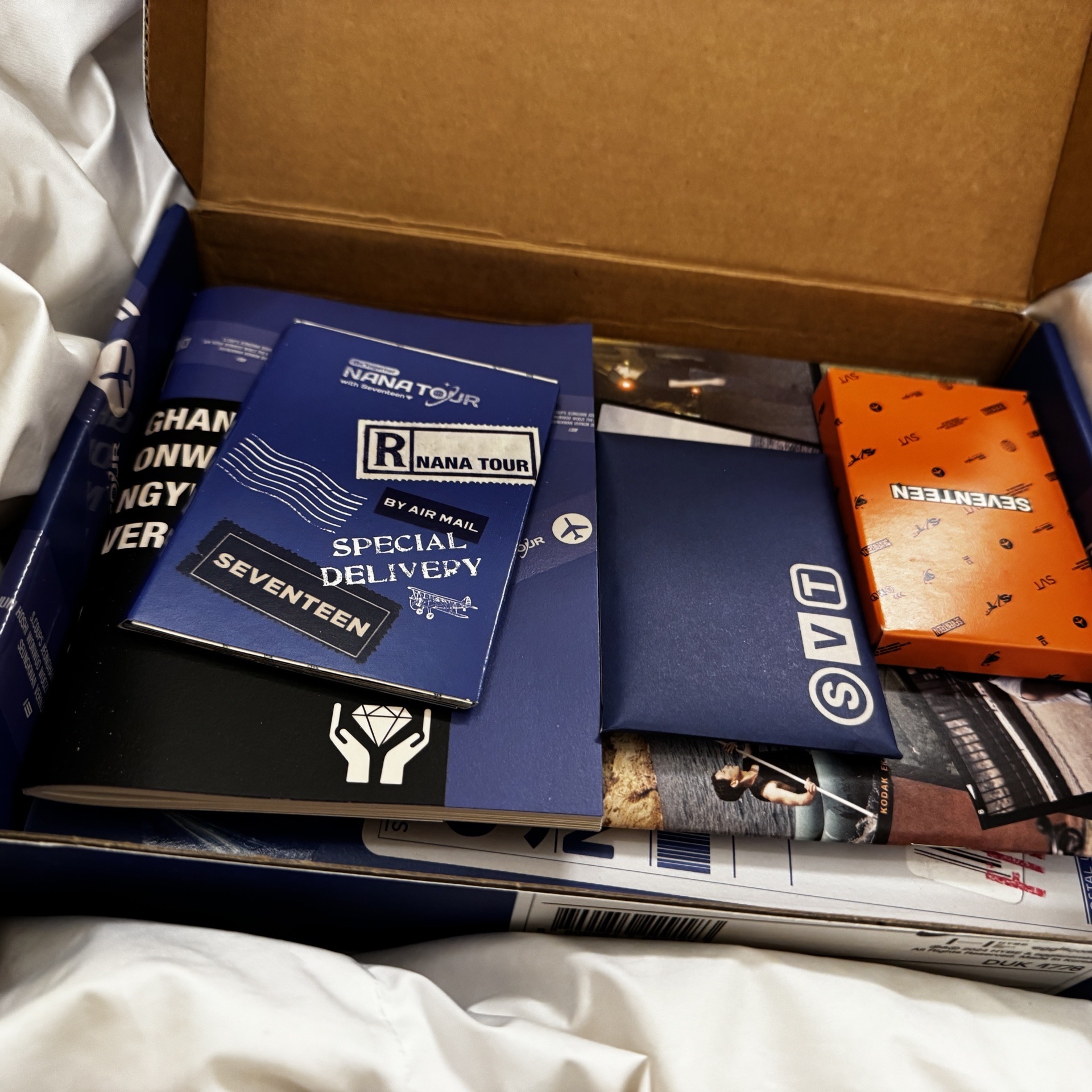 SEVENTEEN NANA TOUR+BNB+淨漢橘字T