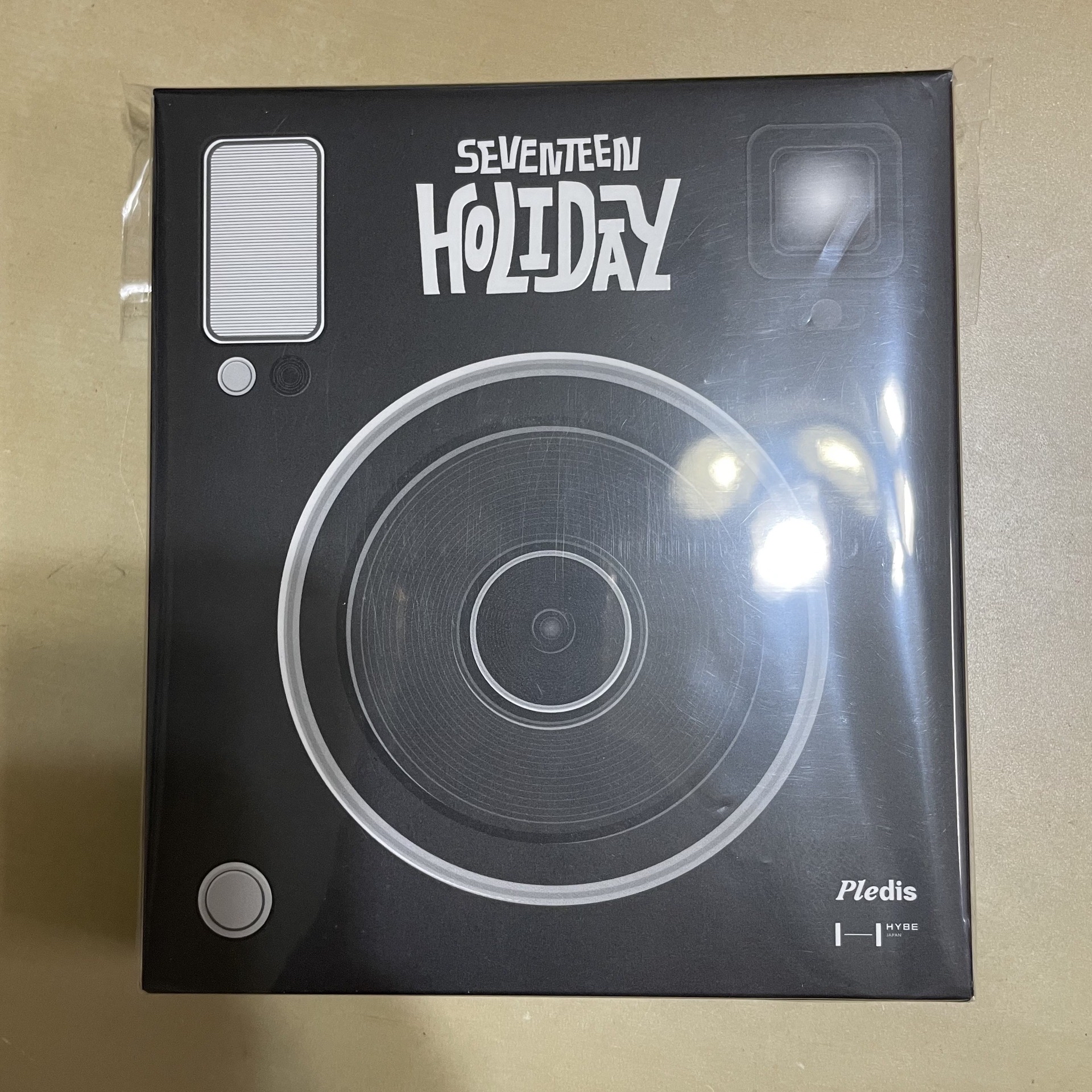 2025日本飯咪 HOLIDAY 藍光固配