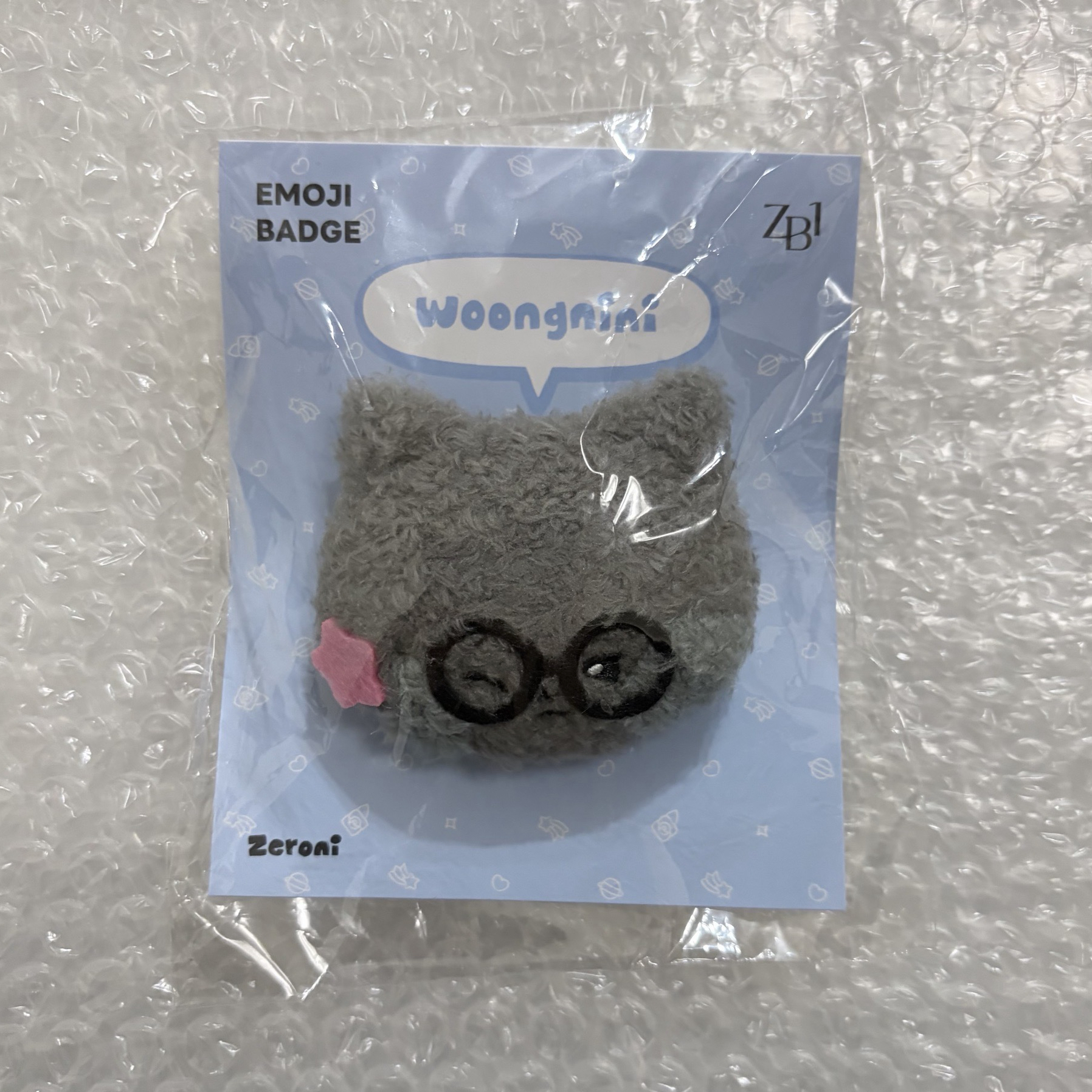 現貨 全新 ZB1 zeroni 地雄 徽章 別針