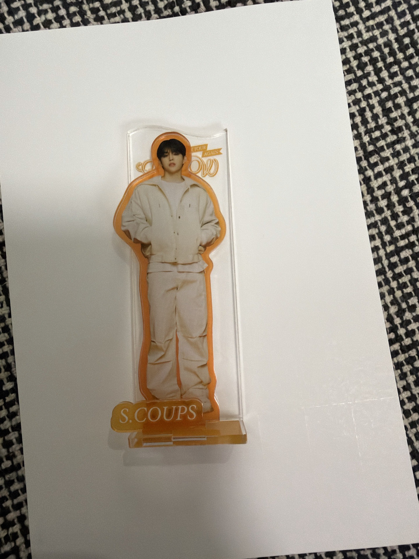 follow again 日巡立牌