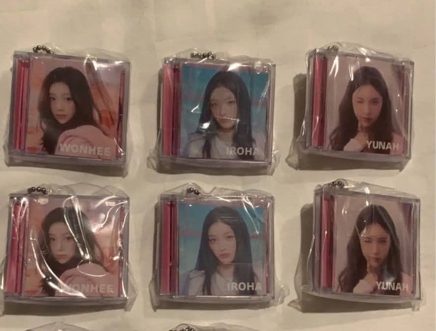 ILLIT I'LL LIKE YOU 萬代扭蛋