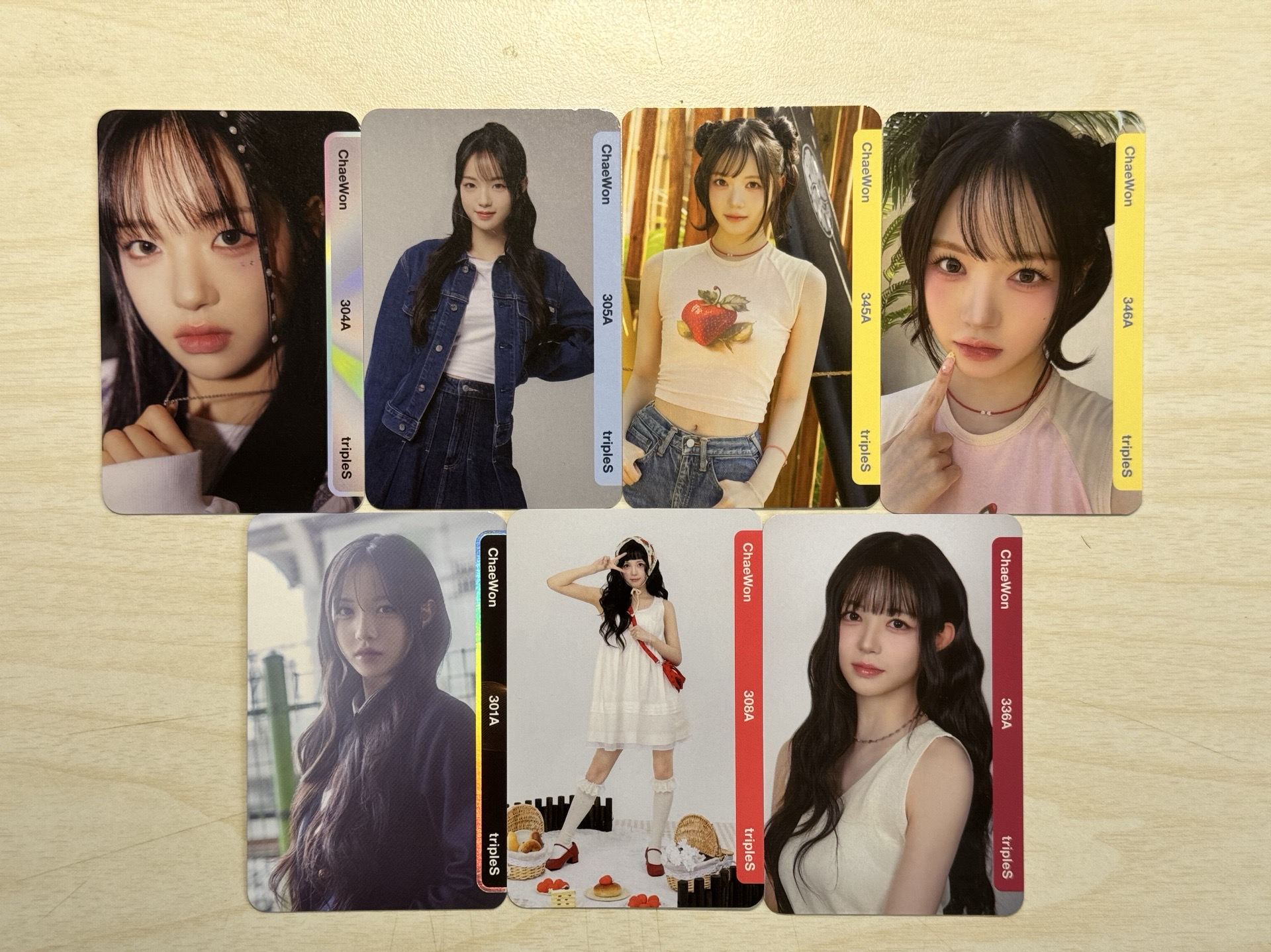 tripleS Chaewon 小卡