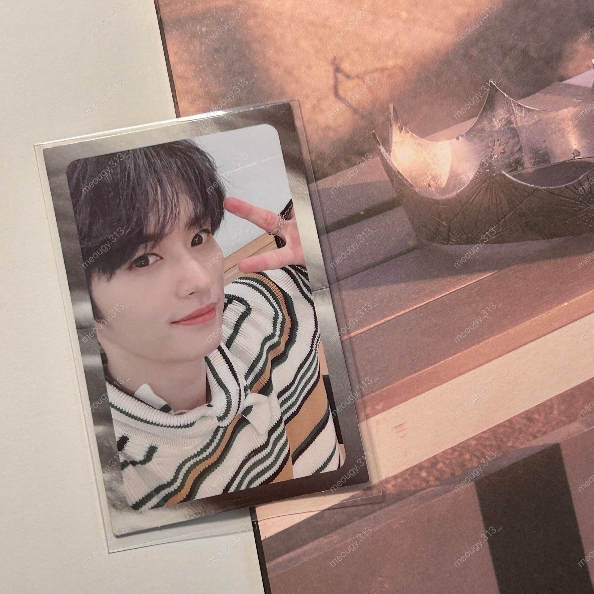 Clé : LEVANTER 風專卡 銀框糯