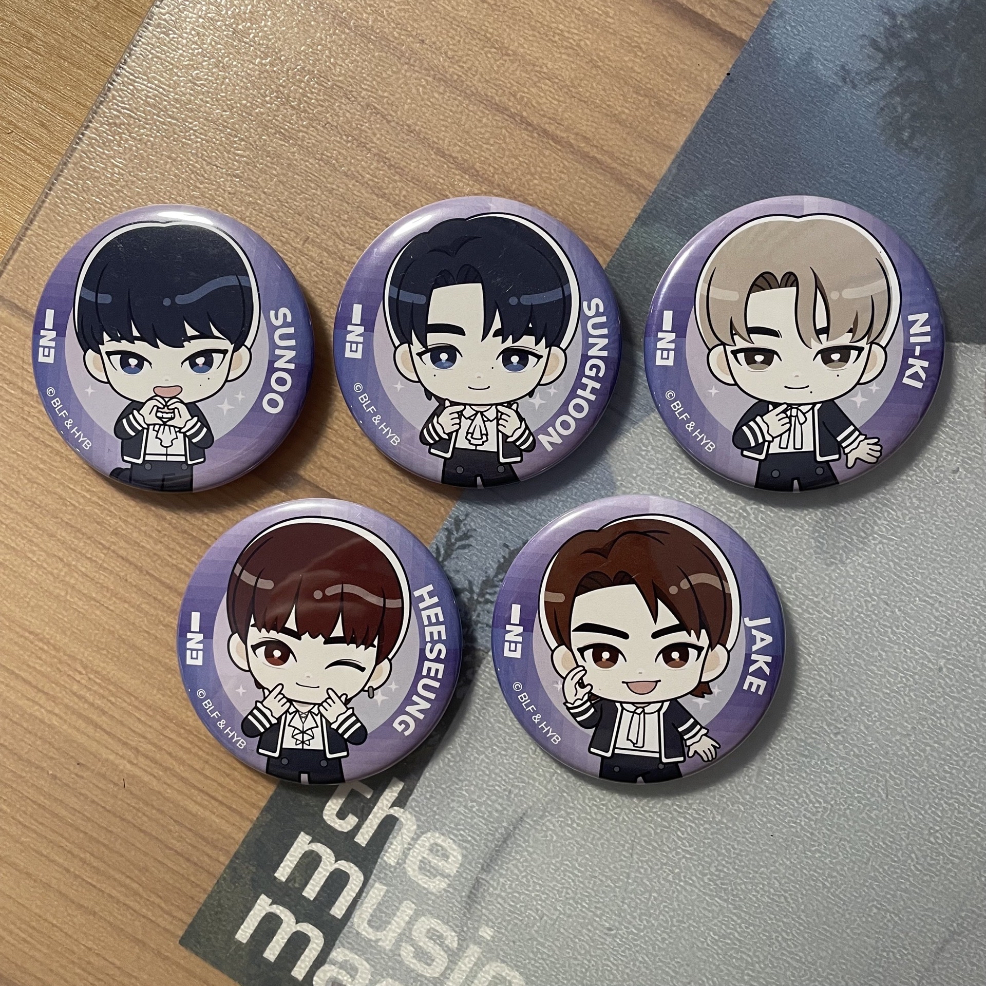 HMV徽章 羲倫訓禹力