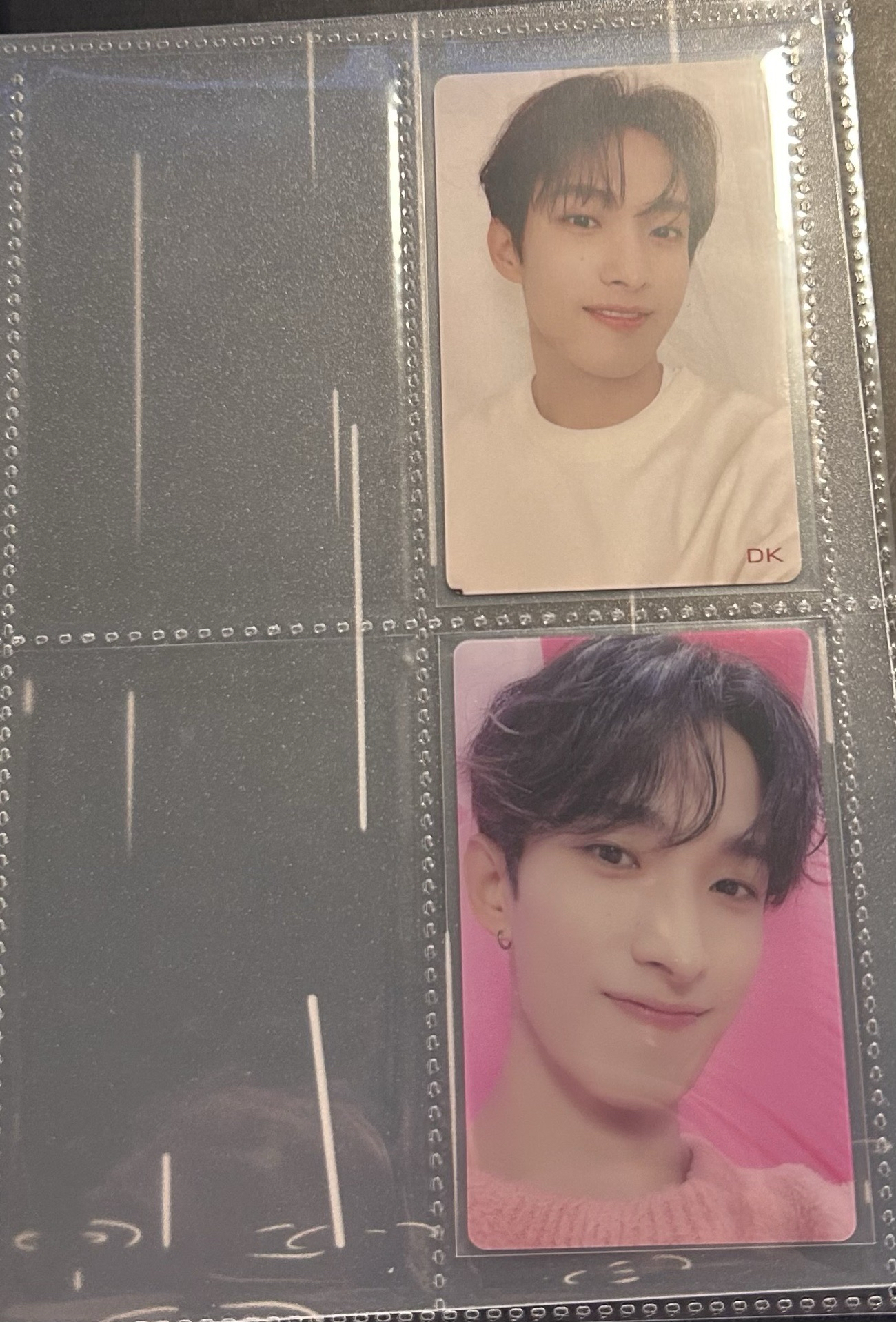 碩卡（下面透卡材質有劃痕）