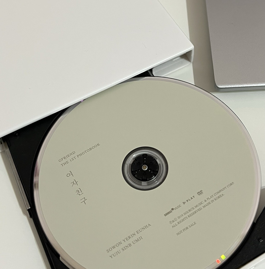 GFRIEND THE 1ST PHOTOBOOK 寫真書