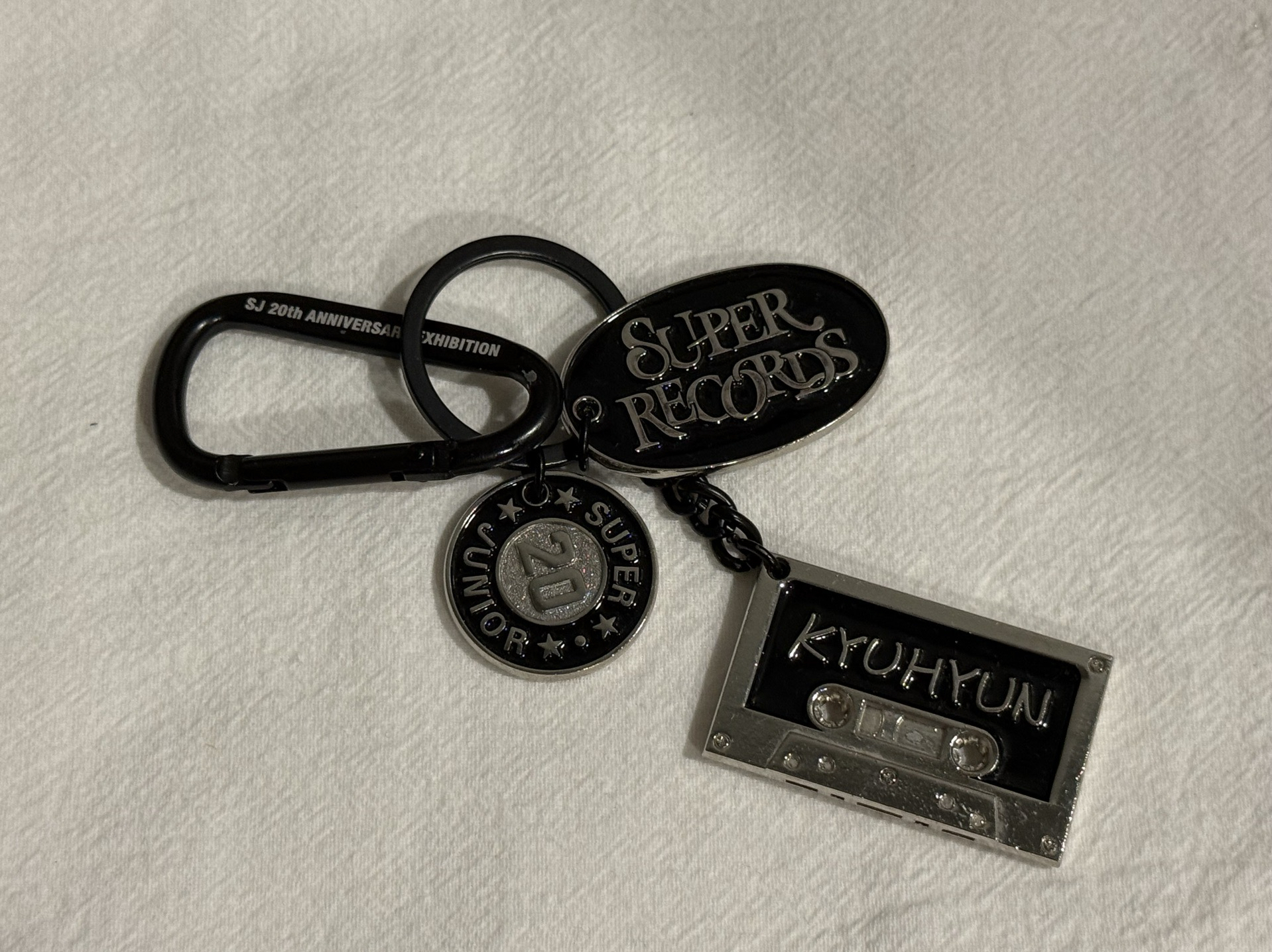 20週年鑰匙圈 圭賢（無卡）