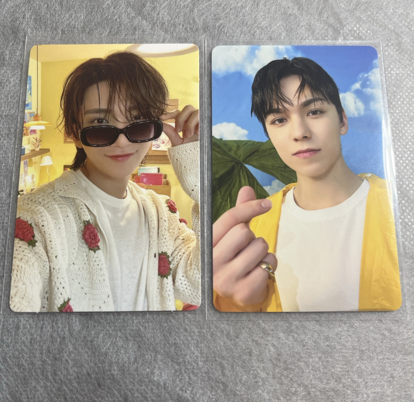 迷11 墨鏡秀 率比心雨衣卡