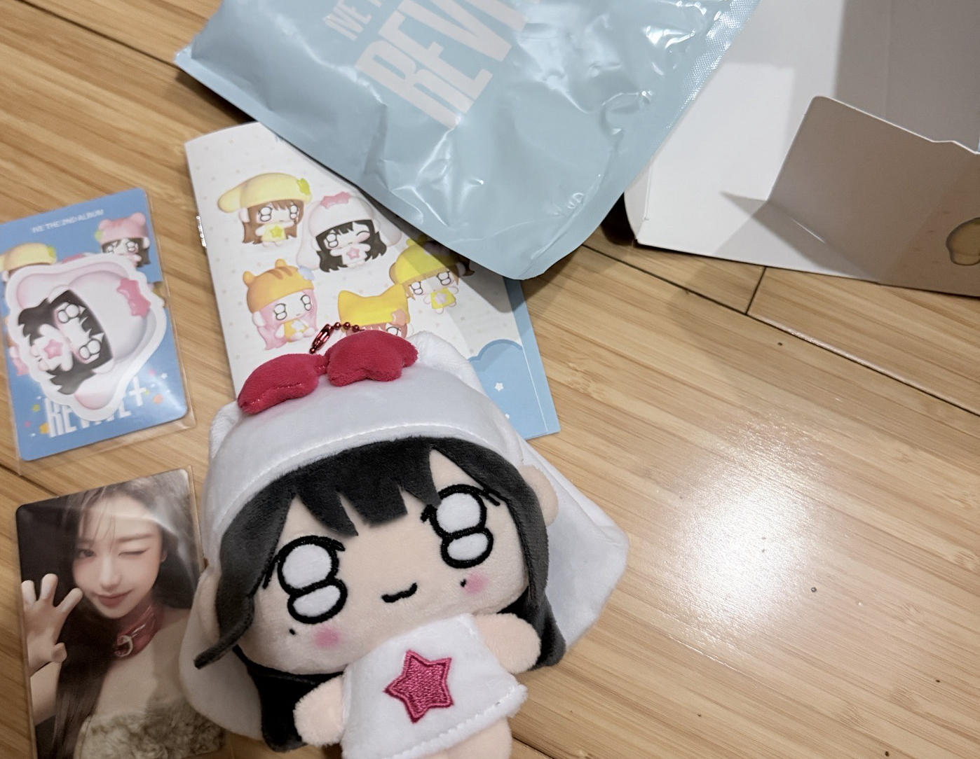 IVE Liz隱藏版 +員 原皮