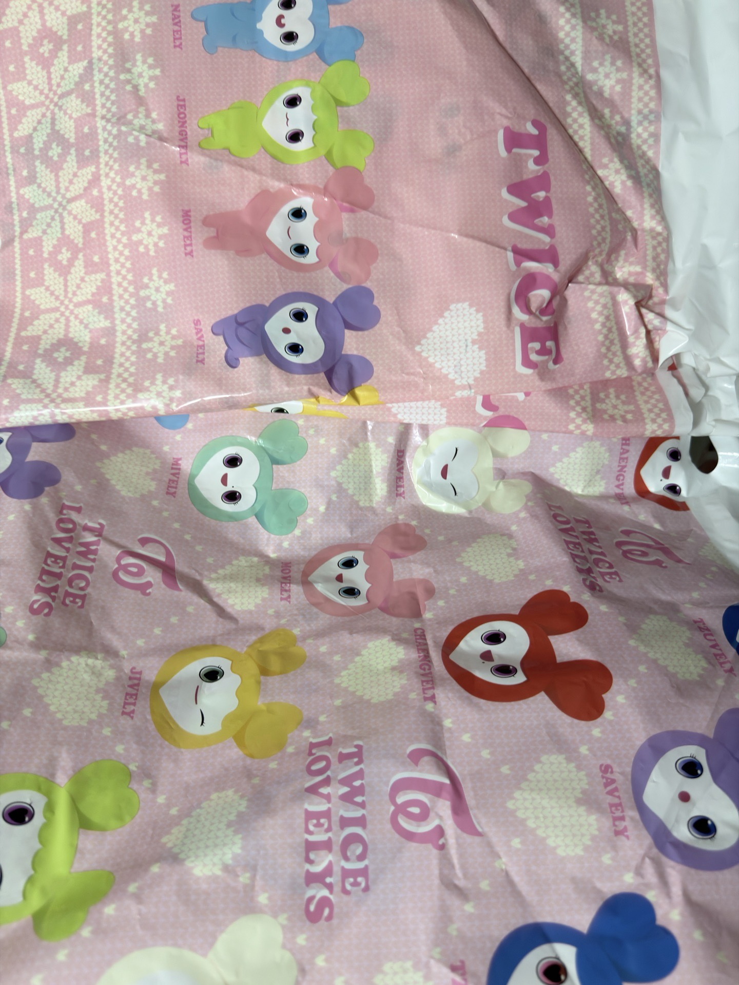 （現貨不拆出 送gigo袋子）TWICE 子瑜 baby lovelys 寶寶娃 2019 2020 年曆 桌曆大卡寫真