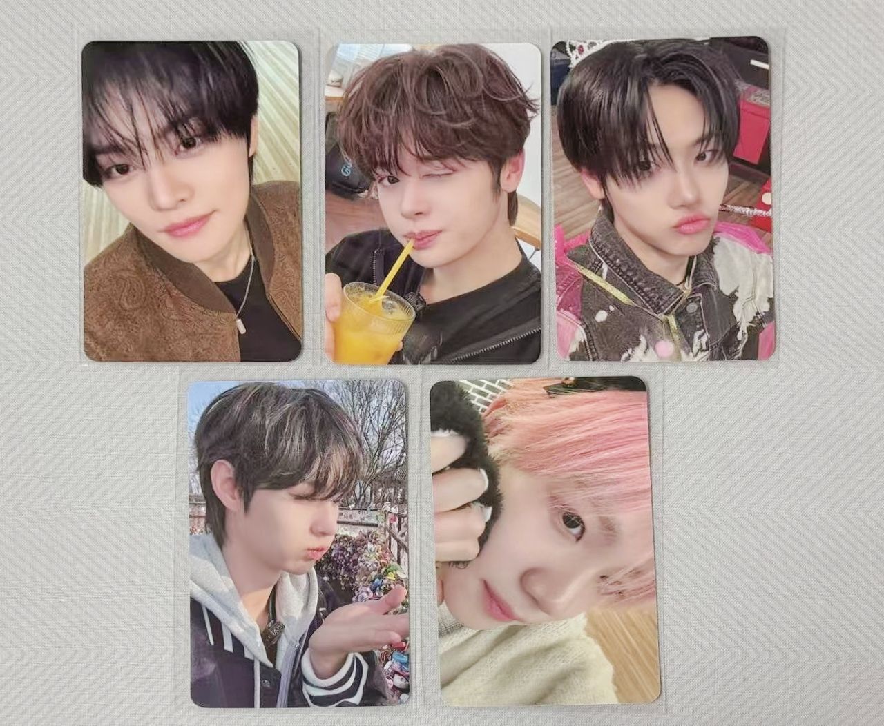 CYE OY一輯特典卡