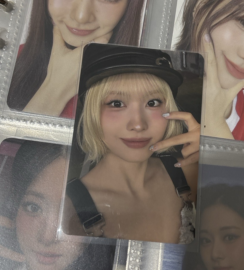 momo年曆特典卡+鐵盒卡