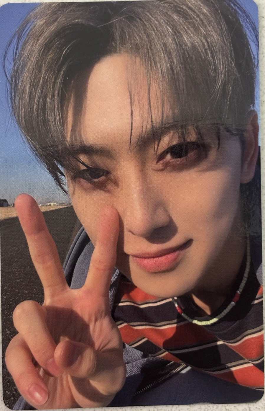 在馬路上靠近✌🏻