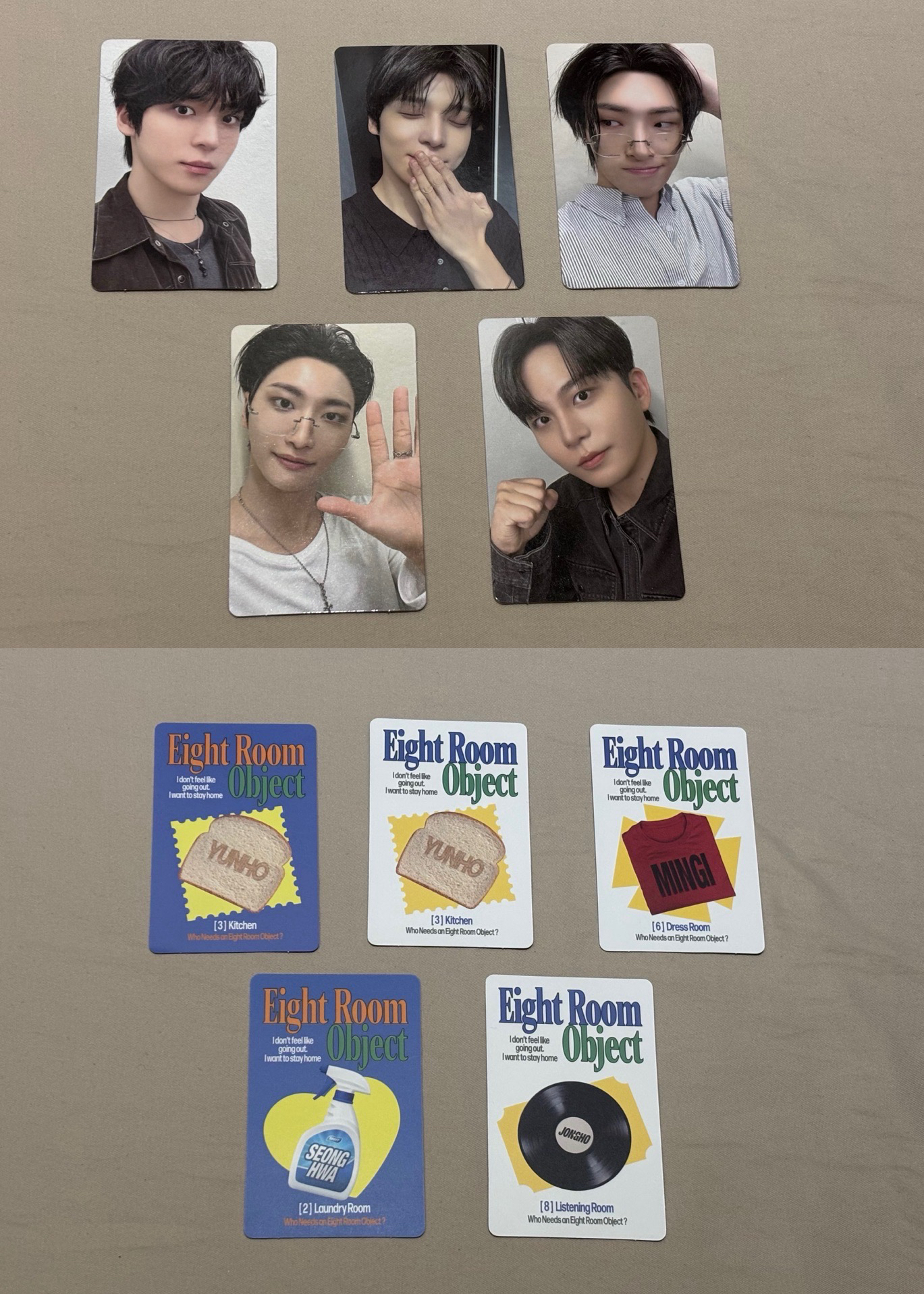 8room卡包5張組