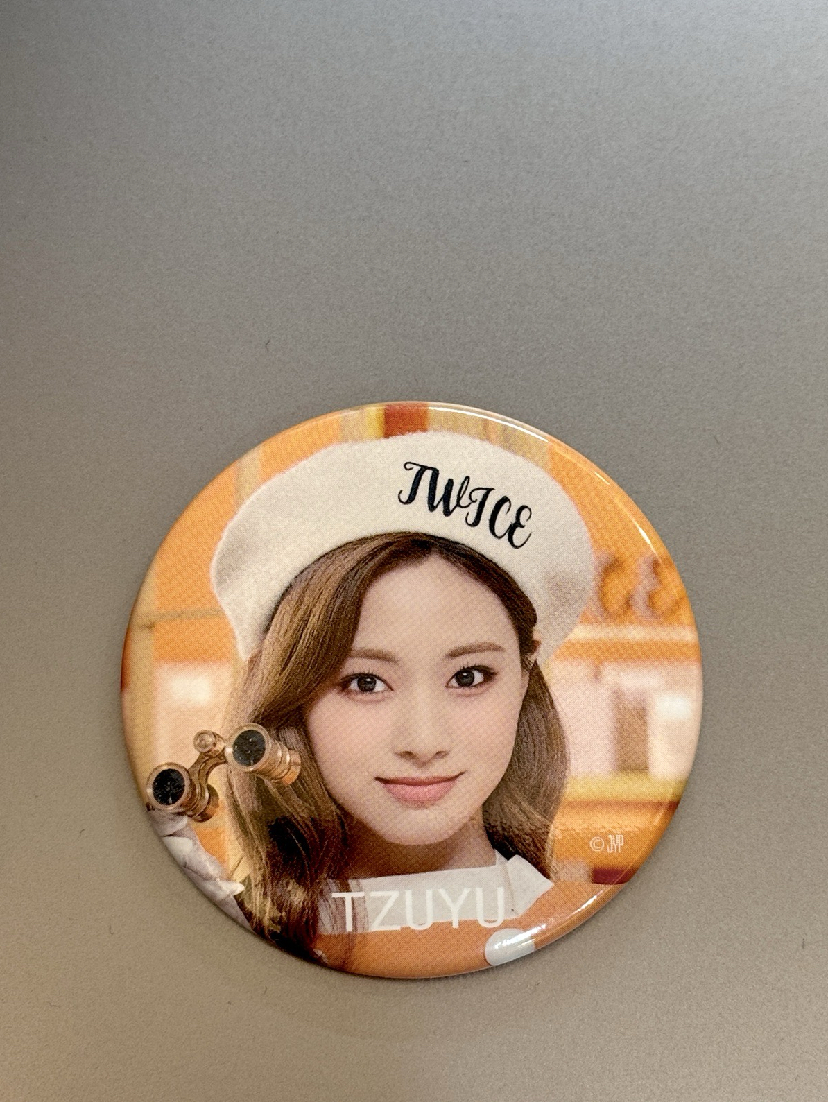 TWICE in Wonderland 子瑜徽章