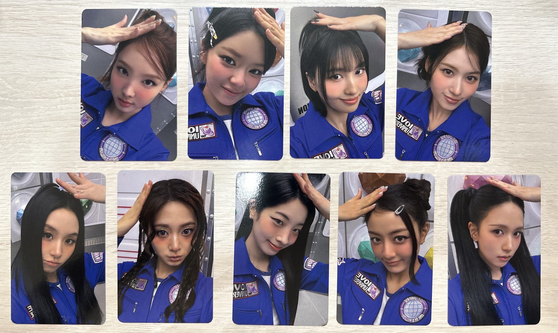 TWICE 十週年快閃店任務卡