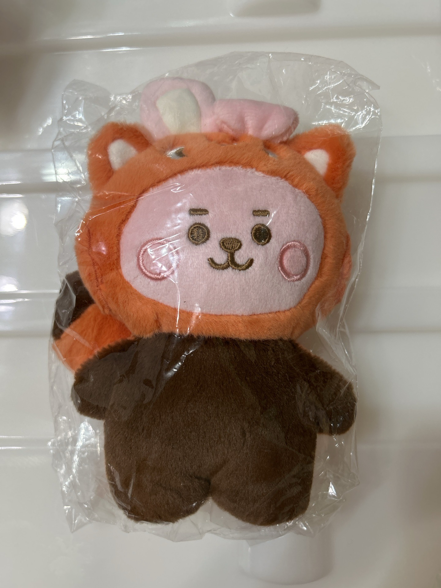 BT21  小熊貓造型 站娃 cooky