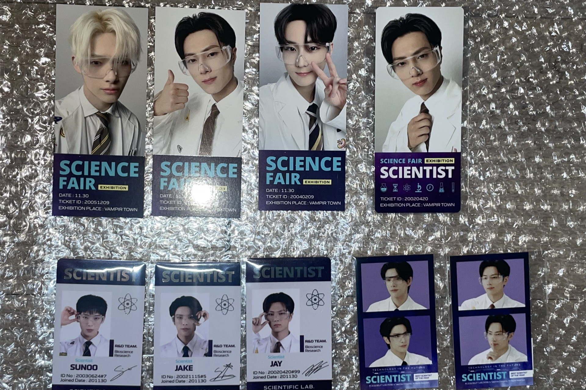 ENHYPEN WORLD 科學家