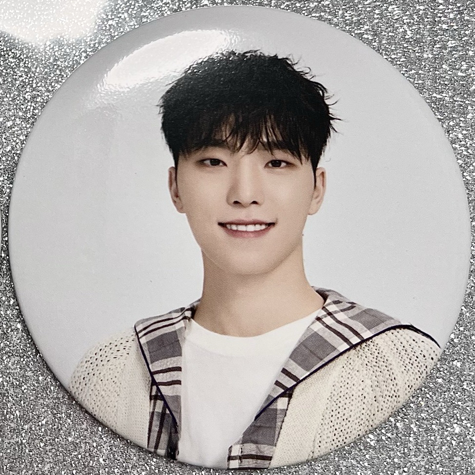 燦2024克拉島徽章