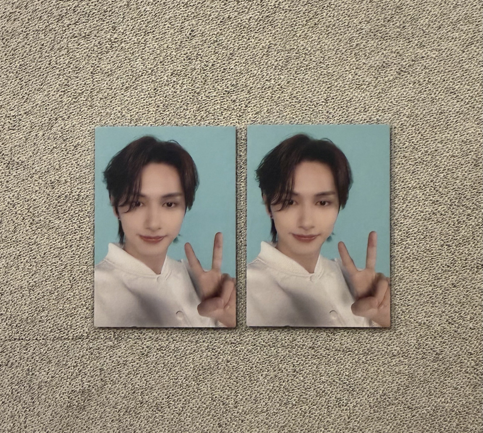 FOLLOW AGAIN 隨機卡 俊