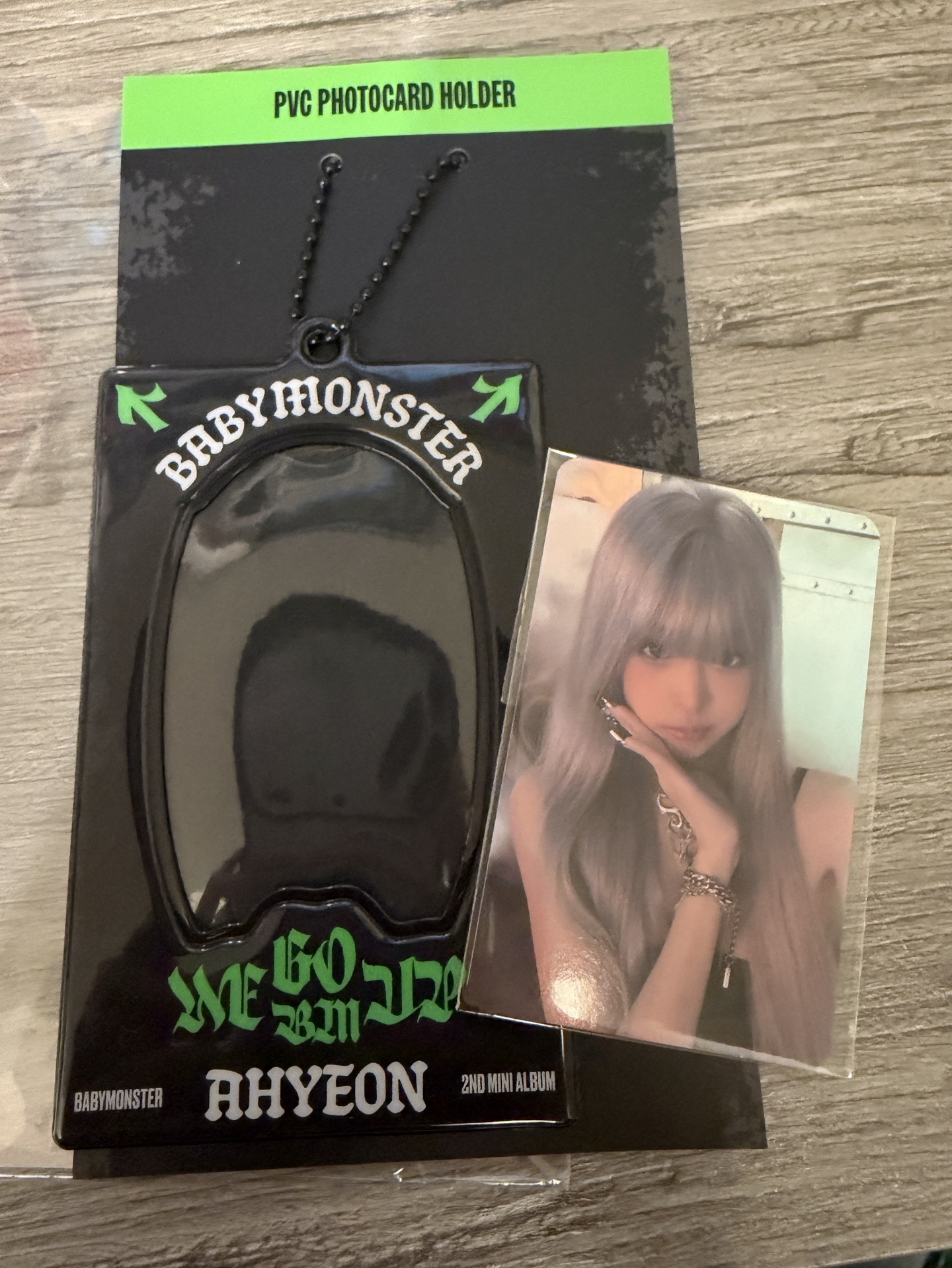 Ahyeon 卡套含小卡一張 全新未拆封