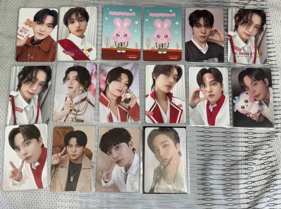 帶走複數們！欸妮梯子快閃店卡包、徽章等等等