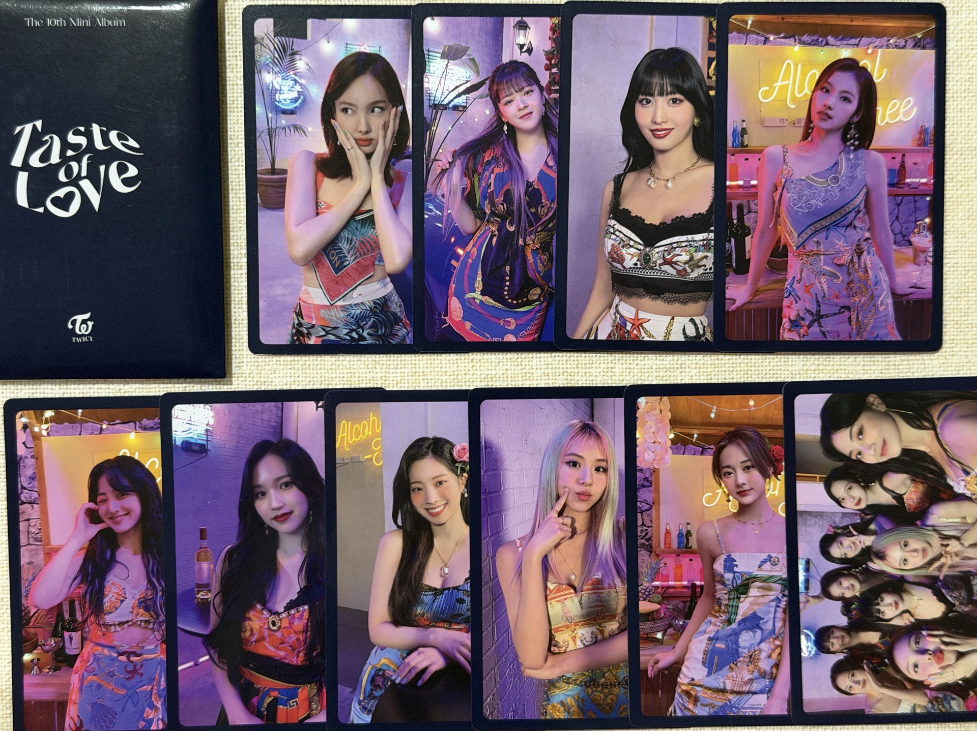 TWICE 《Taste of love》預購禮