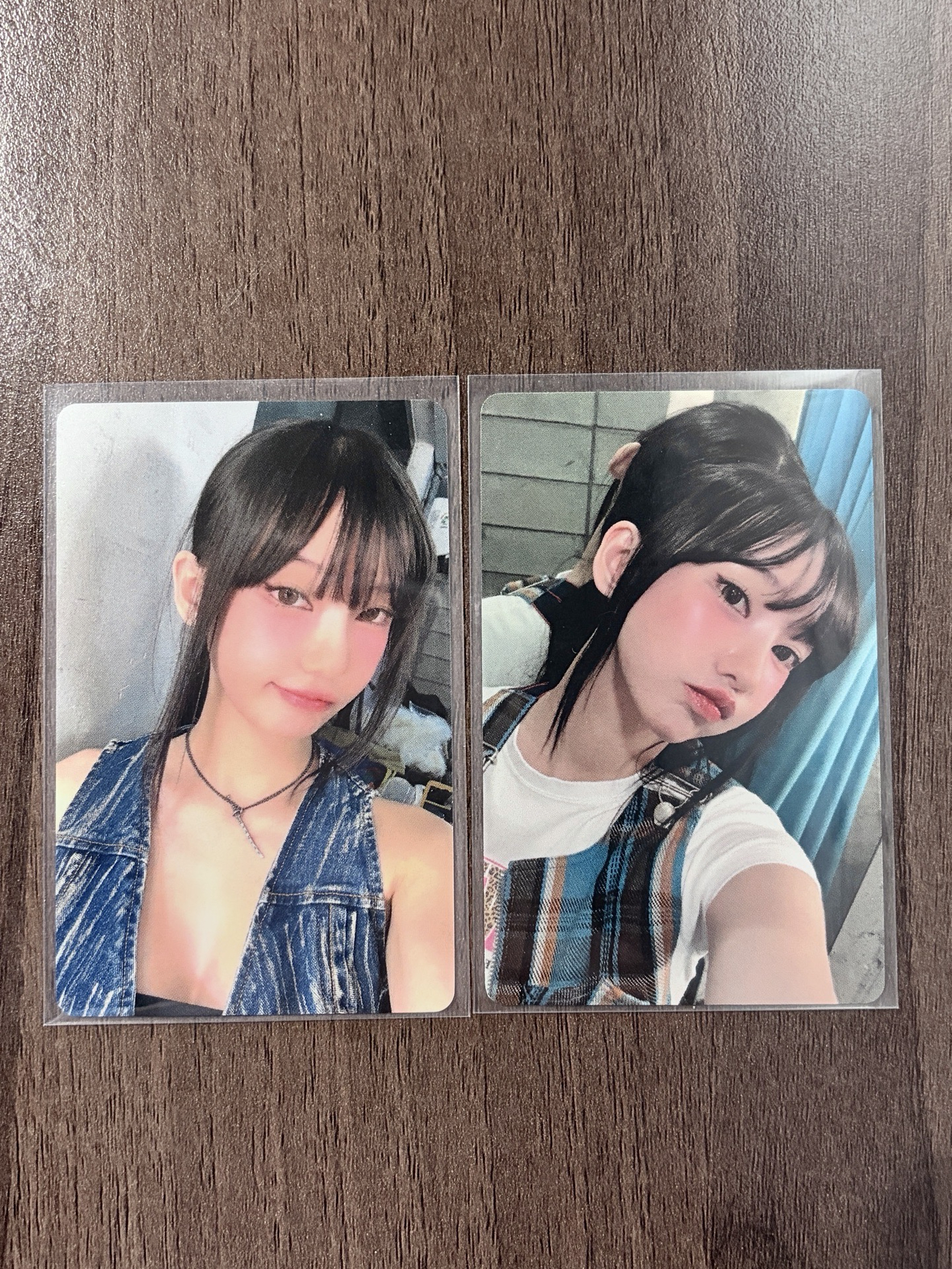 QWER 出道雜誌卡塔一套