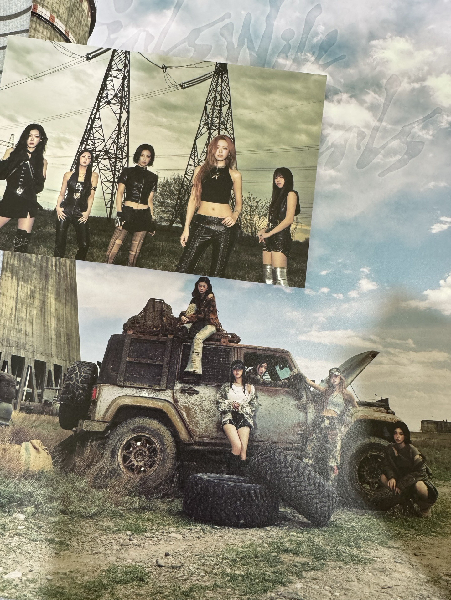 全專卡跟明信片是A版的