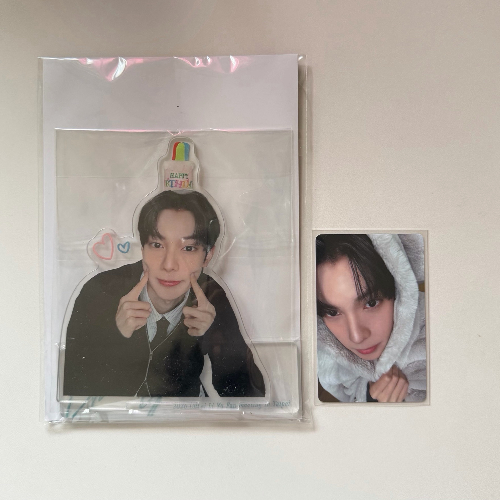 崔立于台北場週立牌