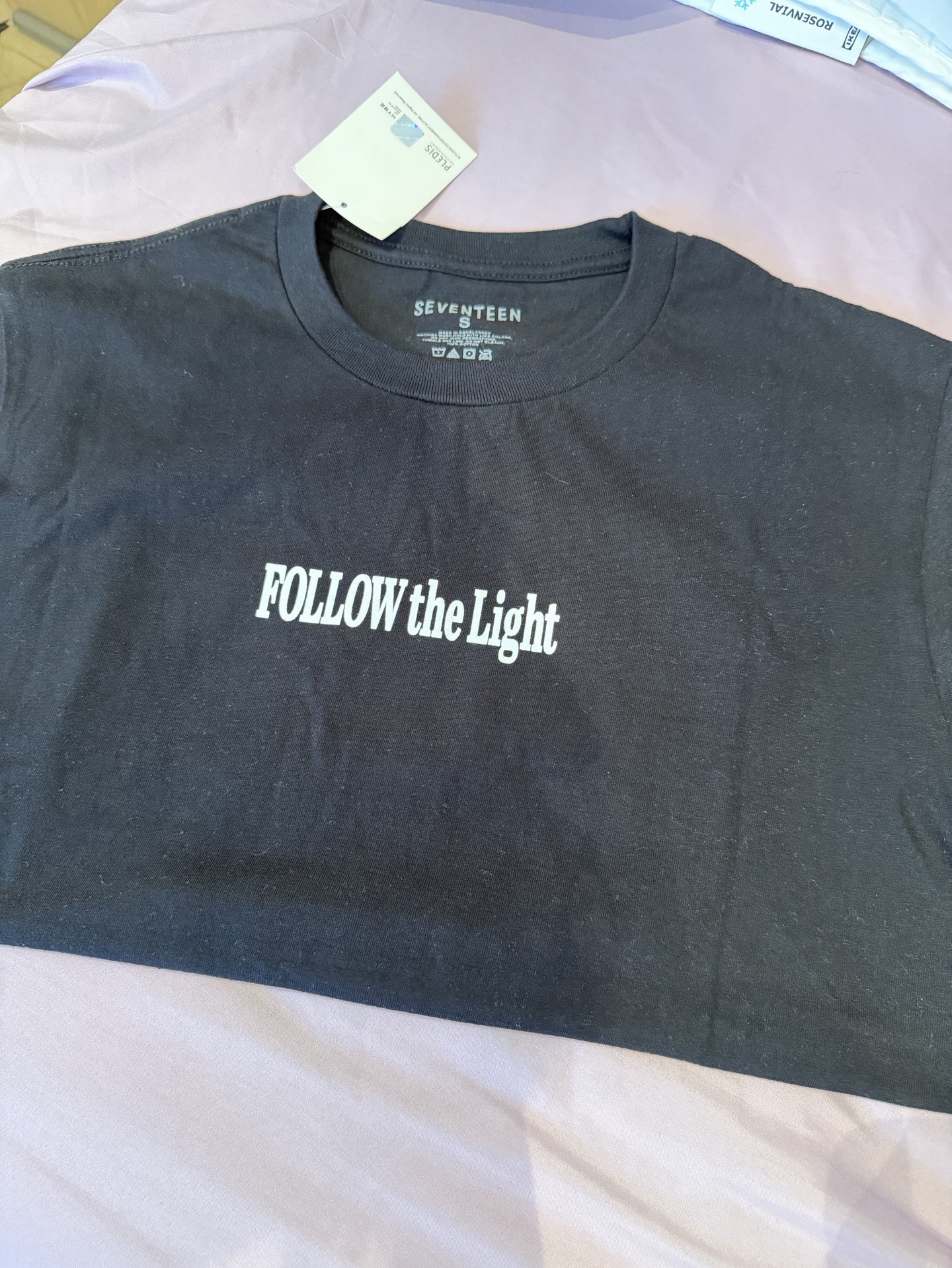 Follow Tshirt S號