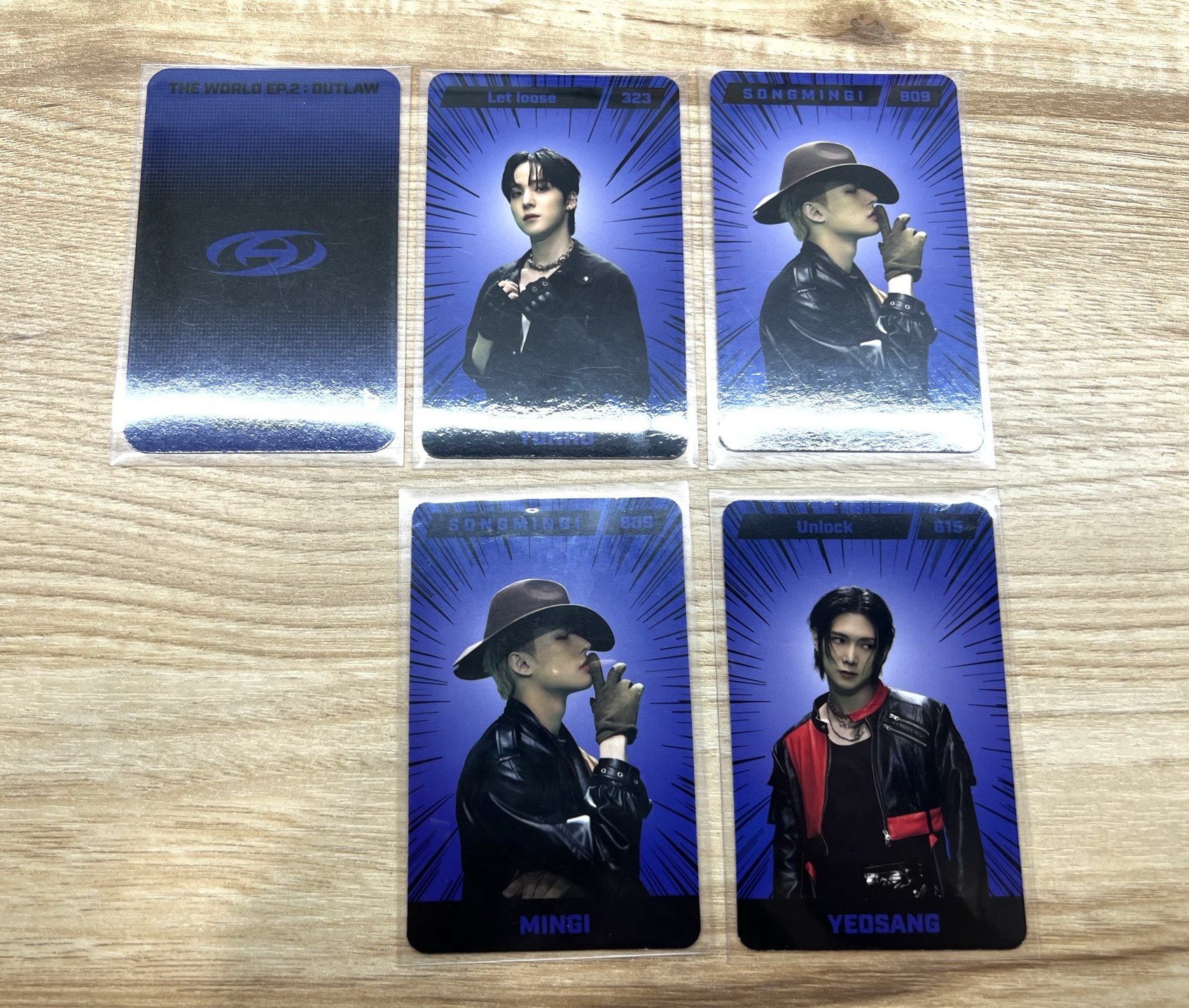 Outlaw 專輯卡 Platform ver. 3.2-潤尚琦（整圖）