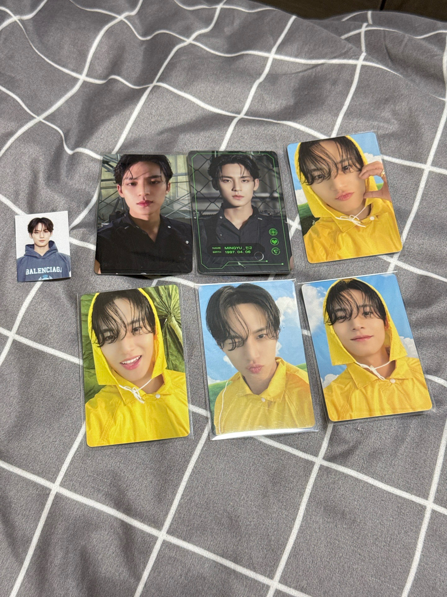 SEVENTEEN 奎7期會員禮（含證件照）+迷十一克拉盤專卡一套