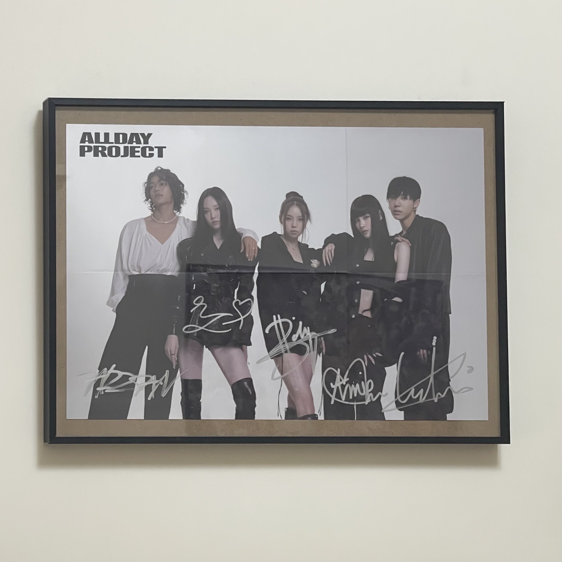 ALLDAYPORJECT 親簽海報含框 免釘