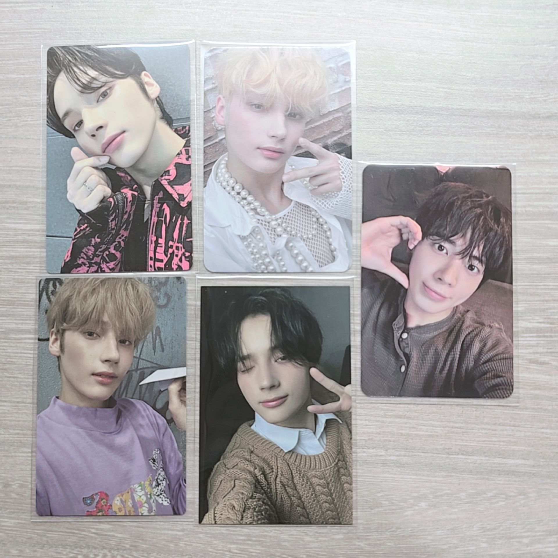 TXT 秀彬 yzy2.0特典（需綁圖二）