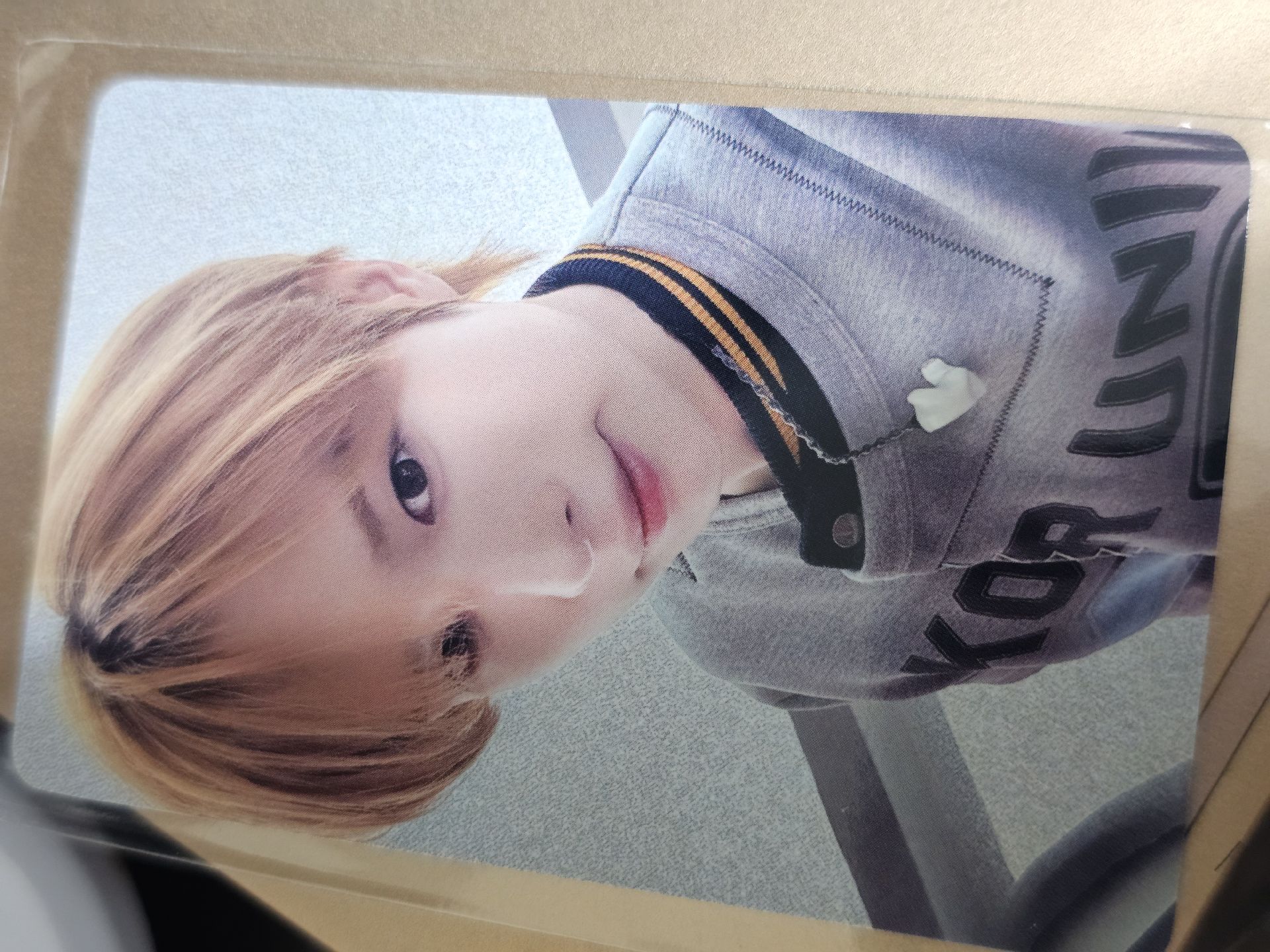 Play Hard yzy 5.0 簽售卡 炅潣