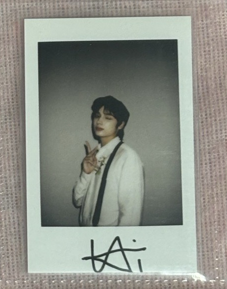 圖二右中 迷四簽售拍立得