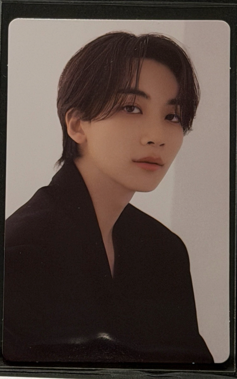 Follow Again 隨機卡 007 尹淨漢