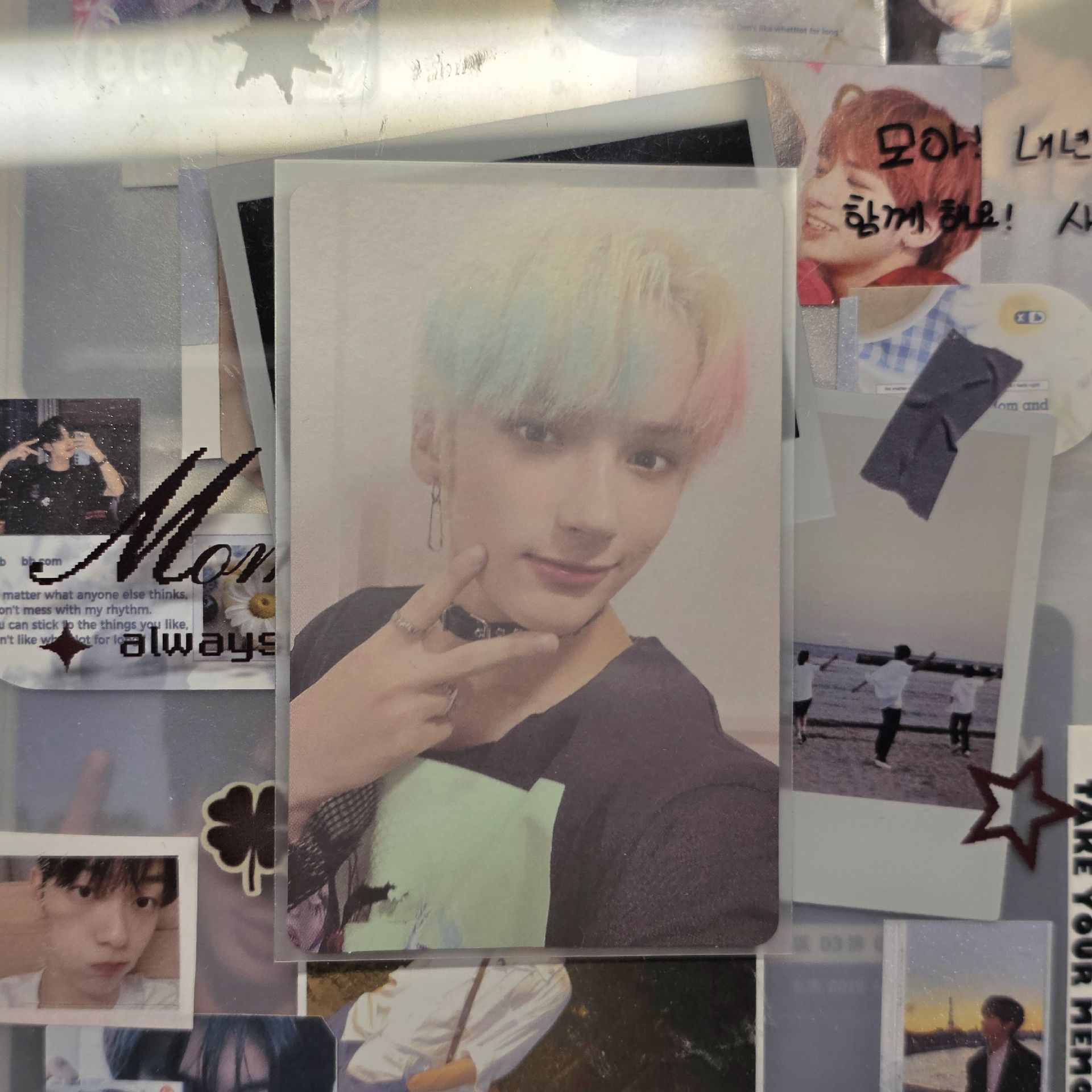 The Chaos Chapter: FIGHT OR ESCAPE 專輯卡 ESCAPE TOMORROW版 寧