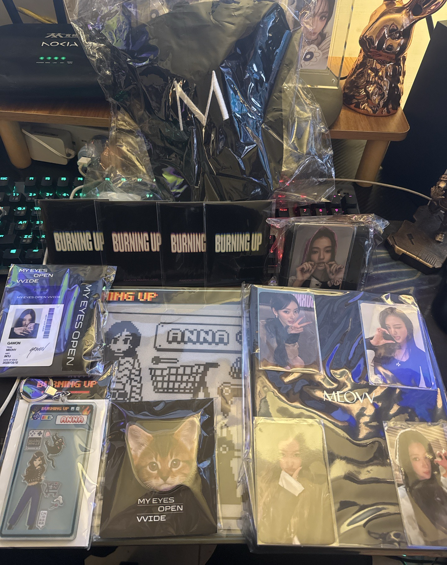 Meovv整圖售 可拆 帽子有小卡